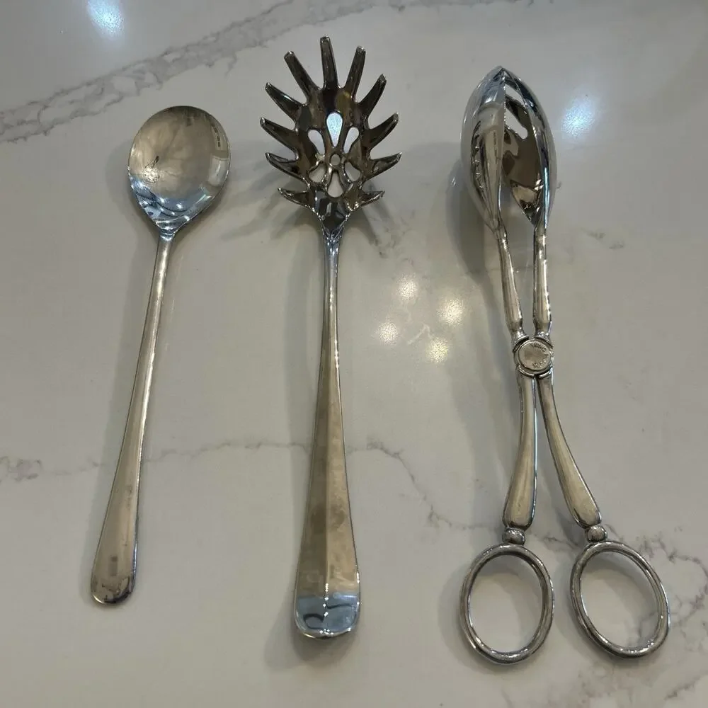 International Silver Silver Plated Set of 3 Serving Spoons‎ Salad Tongs